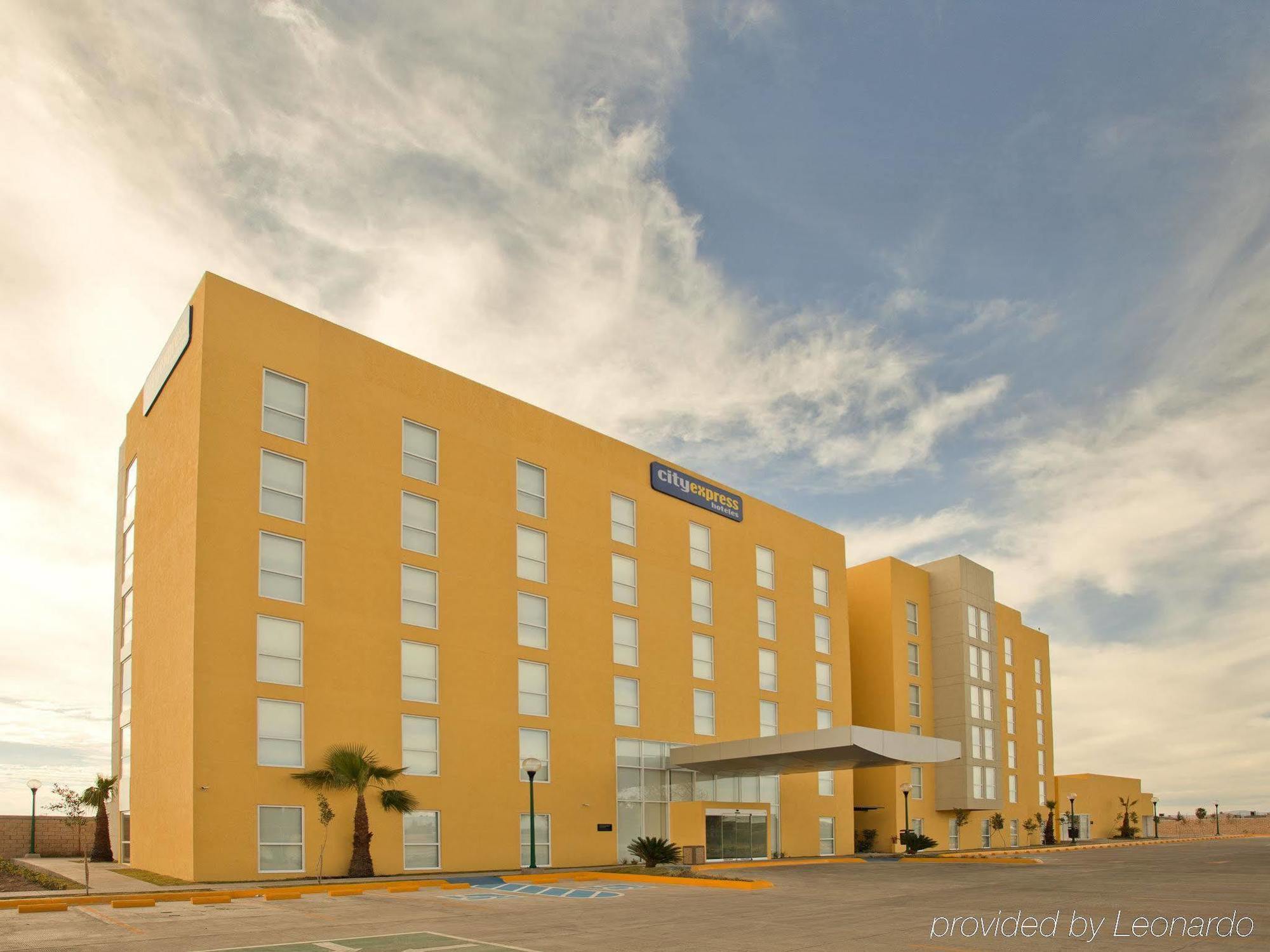 City Express By Marriott Durango Bagian luar foto